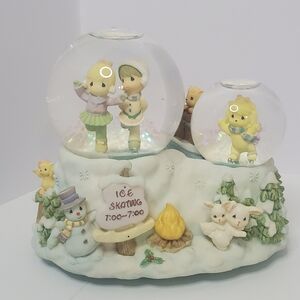 Precious Moments Skater's Waltz Musical Figurine Waterball